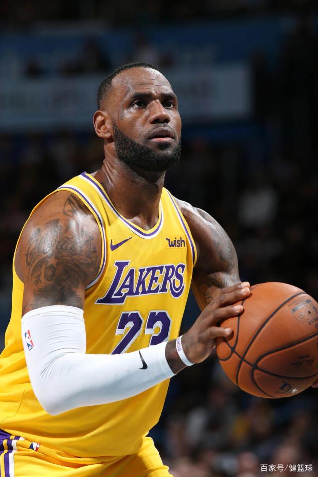 层层叠加的 层层叠加的