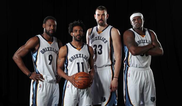 示了两队的 示了两队的